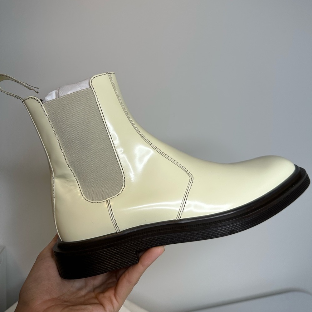 The Row Elastic Ranger Boot - Picture 4 of 8
